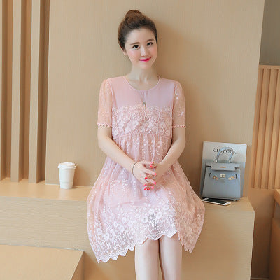 Discover the Elegance of the Summer Maternity Dress